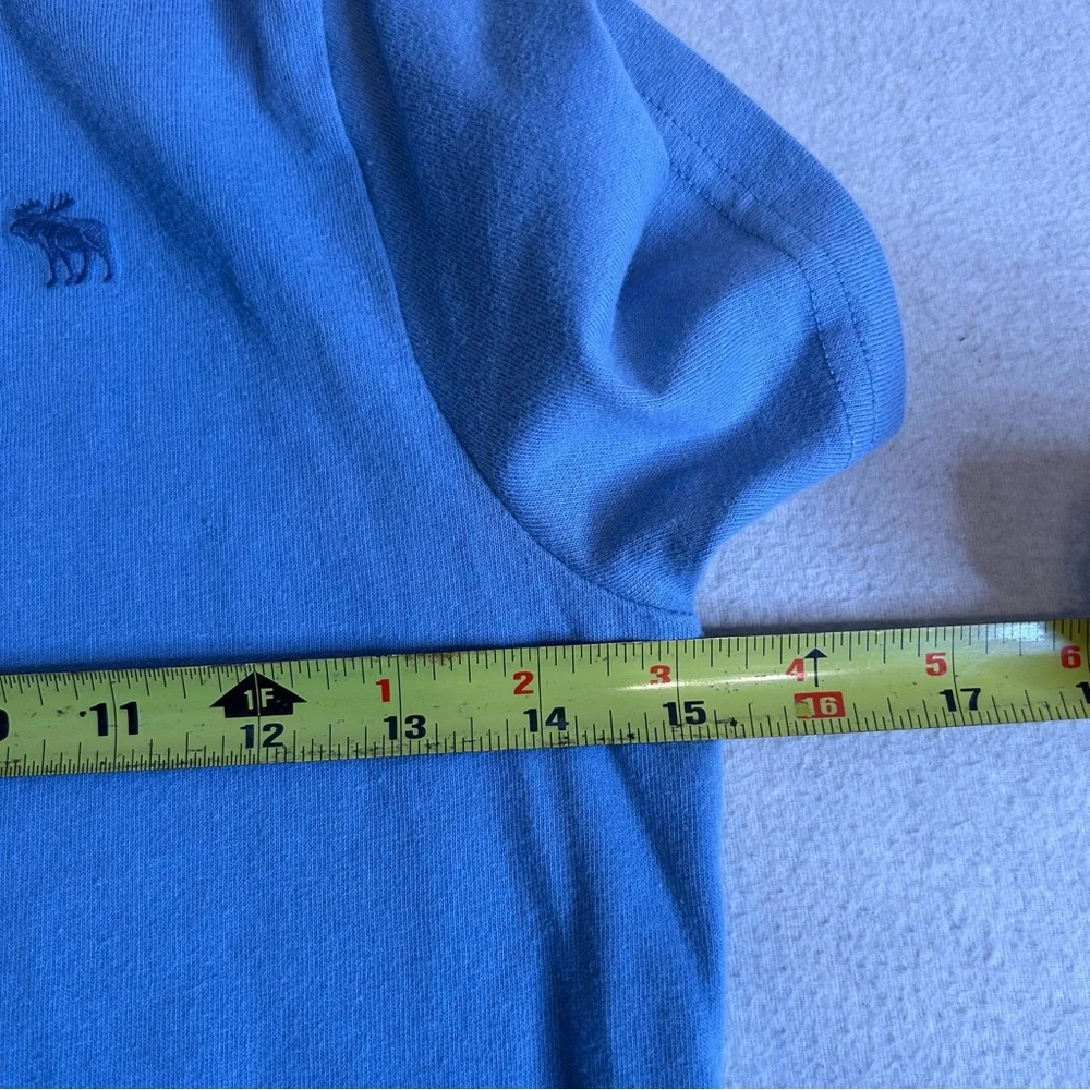 Abercrombie‎ Kids Essential Icon crew tee blue size 9/10